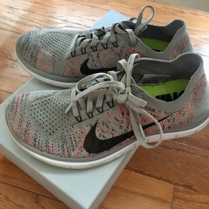 Nike fly knit 4.0 shoes👟👟